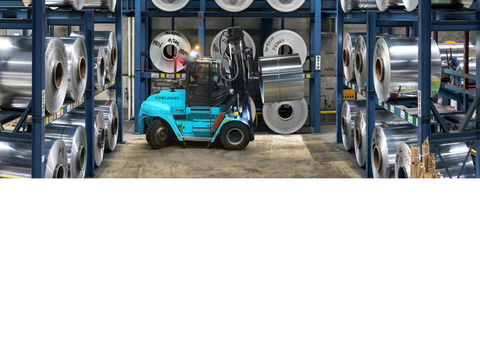 Forklifts_metal_image